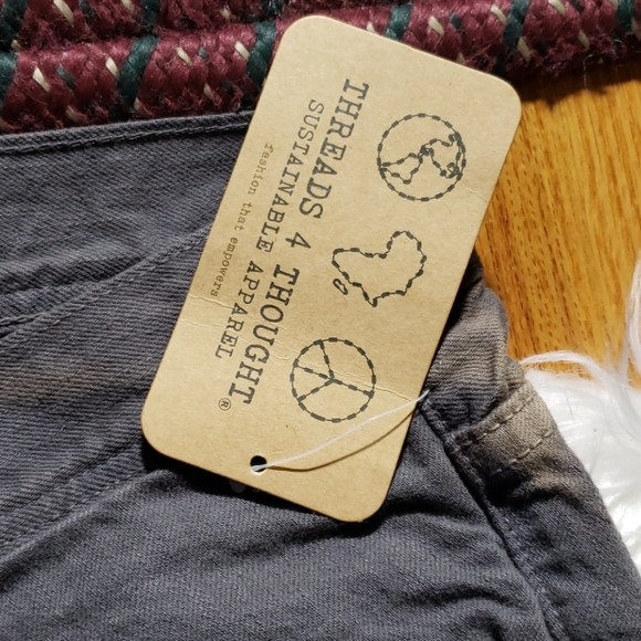 Thread 4 Thought Gray Jeans - Picture 2 of 7